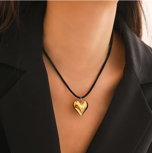 Black Hearts Necklace